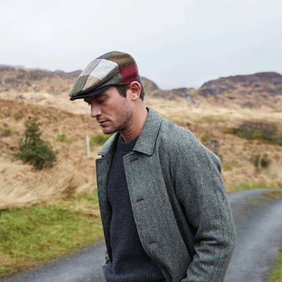 Hannah Hats Vintage  Patchwork Tweed Cap 100% Wool Made in Ireland Sz M - Picture 1 of 12